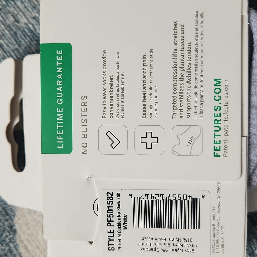 Feetures Plantar Fasciitis Relief Socks, 2 Pairs, Size M, White & Gray, NWT - Picture 2 of 3